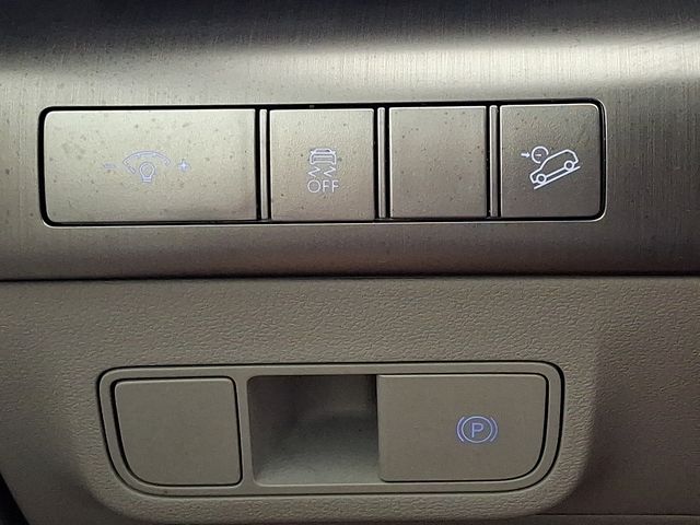 Used 2025 Hyundai Kona SUV