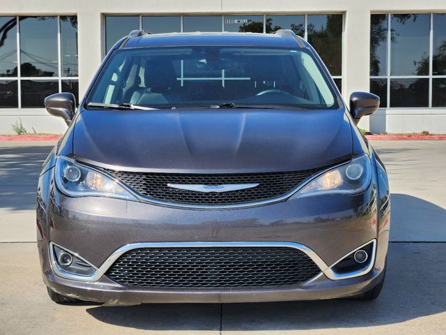 2018 Chrysler Pacifica Touring L 2