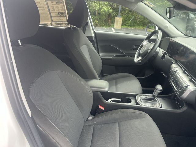 Certified Used 2025 White Hyundai SEL image 28