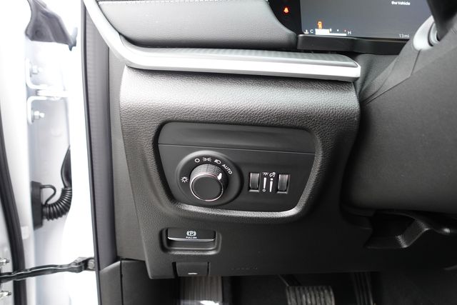 new 2025 Jeep Grand Cherokee car, priced at $37,275