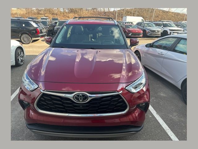 2022 Toyota Highlander Platinum AWD