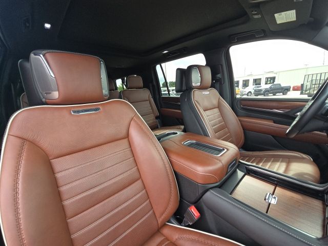 Photo of 2023 GMC Yukon XL Denali Ultimate in Dallas, GA - 23,  2023 GMC Yukon XL Denali Ultimate:C02355