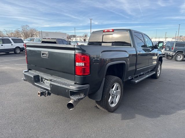 2017 GMC Sierra 2500HD Denali 32