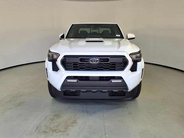 2025 Toyota Tacoma TRD Sport Double Cab photo 2