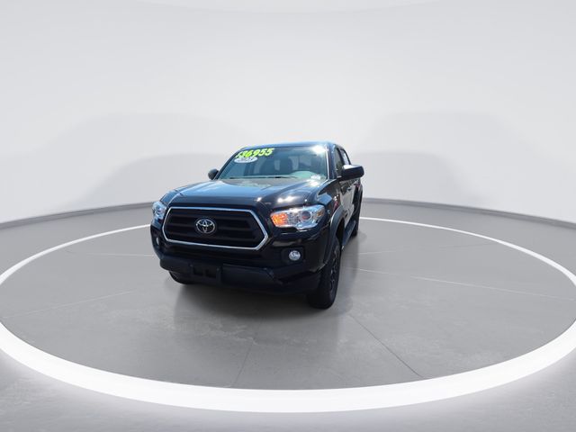 Used 2023 Black Toyota SR5 image 3