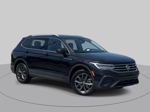Deep Black 2023 Volkswagen Tiguan SUV / Crossover Front-Wheel Drive 8-Speed Automatic