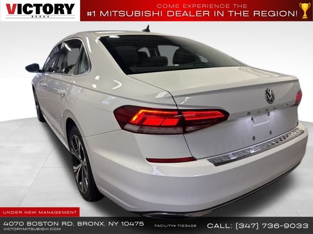 2022 Volkswagen Passat 2.0T SE photo