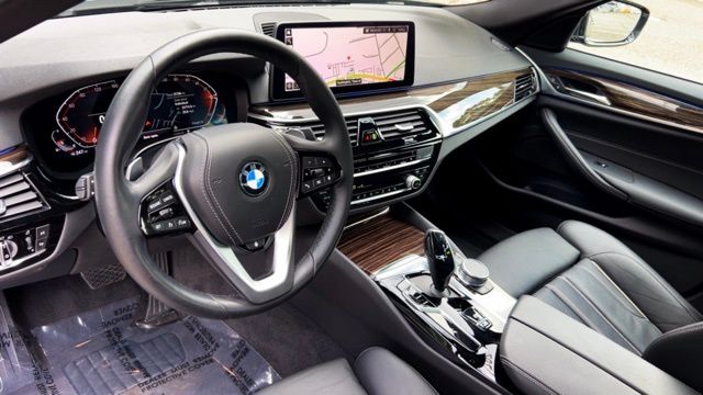 2021 BMW 5 Series 540i xDrive 19