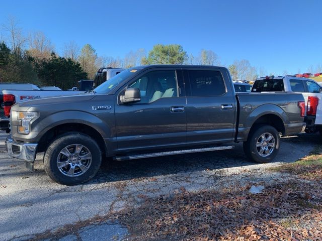 2017 Ford F-150 XLT 2