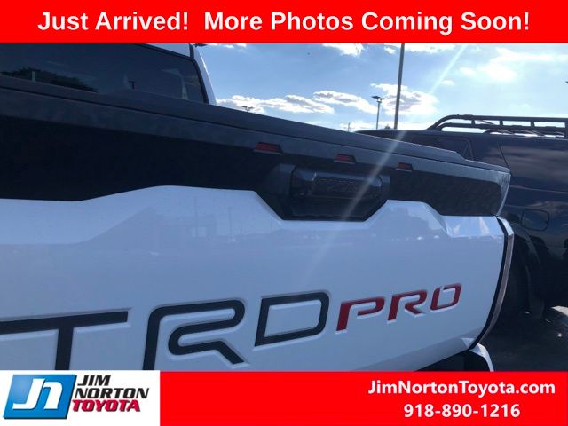 2023 Toyota Tundra Hybrid TRD Pro 8