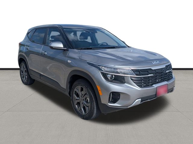 2026 Kia Seltos LX Gray at Legacy Ford