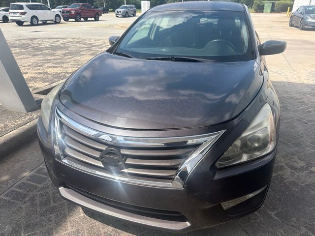 Used 2013 Nissan Altima Sedan