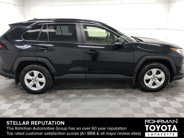 2019 Toyota RAV4 XLE 7