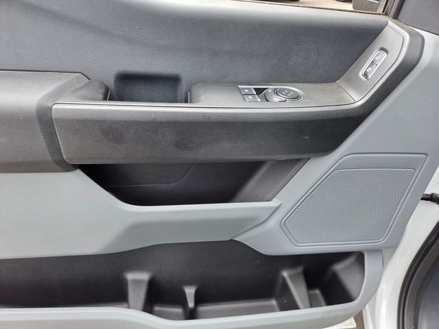 2025 Ford F-450 Super Duty Chassis Cab XL - Photo 9