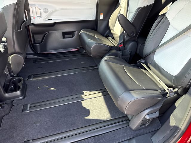New 2026 Toyota Sienna Van