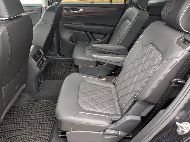 2025 Volkswagen Atlas SEL Premium R-Line - Photo 26