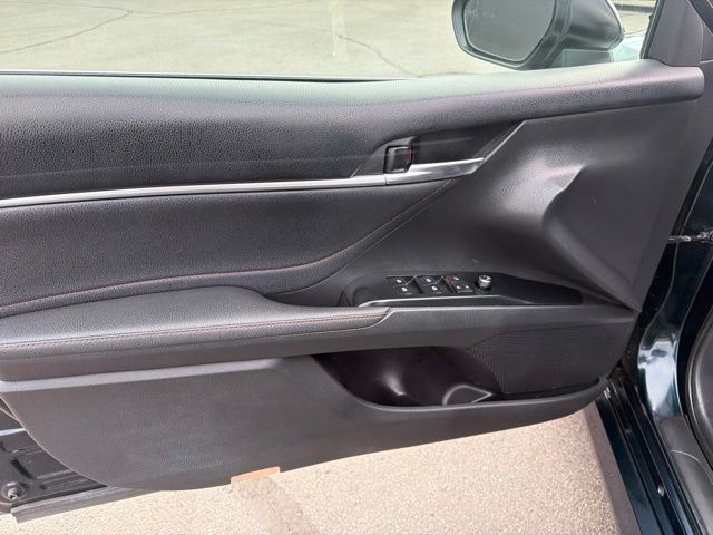 Used 2018 Blue Toyota XLE image 26