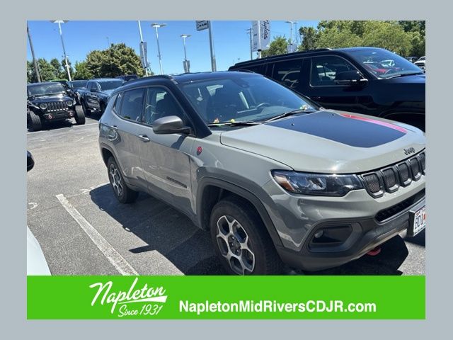 Sting-Gray Clearcoat 2022 Jeep Compass Trailhawk 4WD SUV / Crossover Four-Wheel Drive 9-Speed Automatic