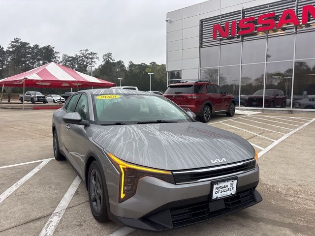 2025 Kia K4 LXS FWD