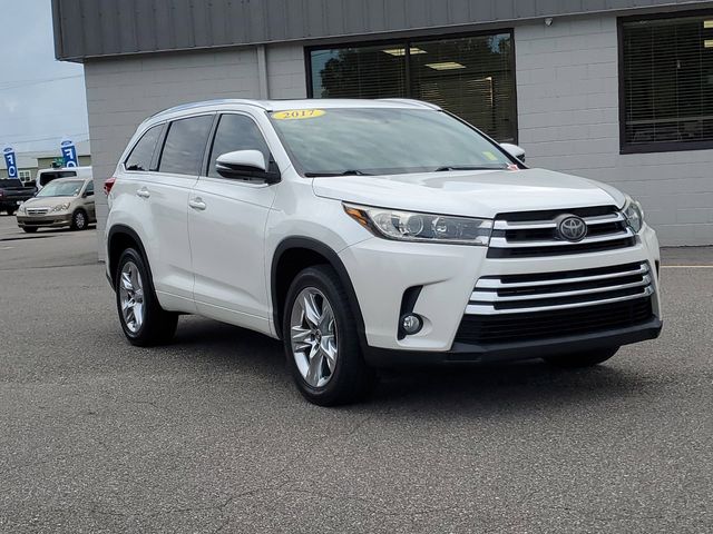 2017 Toyota Highlander Limited 3