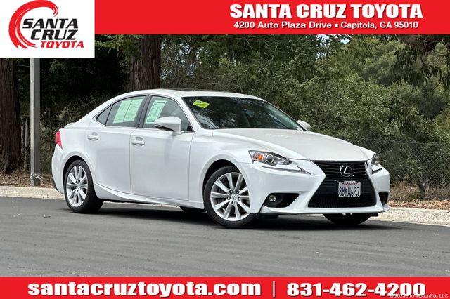 2016 Lexus IS 200t RWD