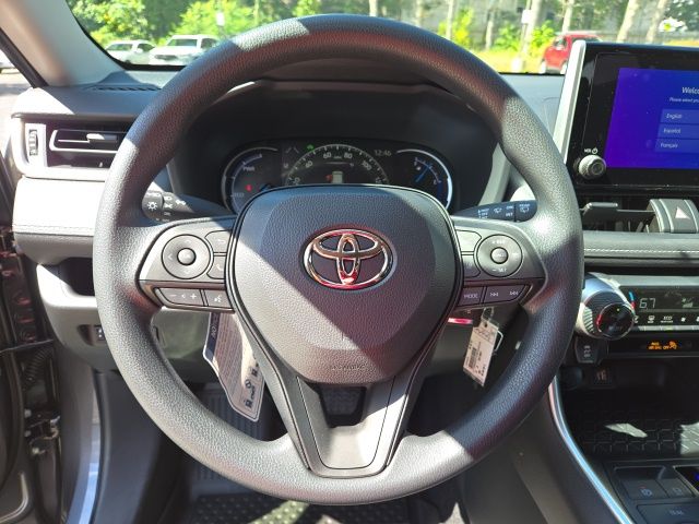 2025 Toyota RAV4 Hybrid LE photo 9