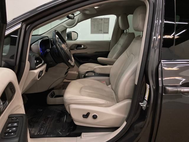2021 Chrysler Pacifica Hybrid Touring L