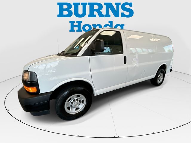 Summit White 2022 Chevrolet Express Cargo 2500 RWD Van Rear-Wheel Drive 8-Speed Automatic Overdrive