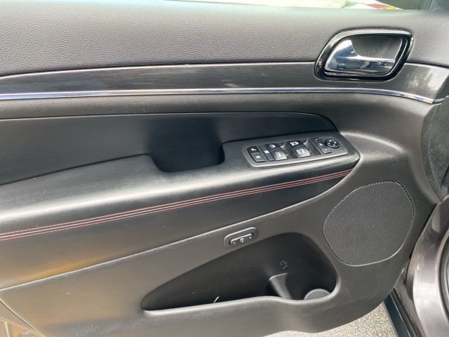 Used Car 2019 Jeep Grand Cherokee  Trailhawk For Sale Under $20,000 In San Antonio, Texas