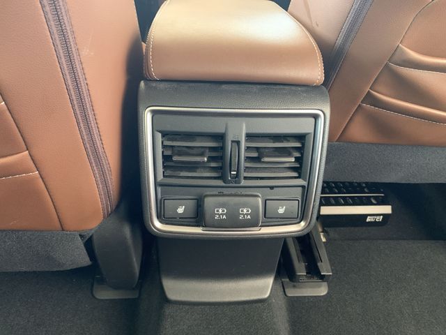 Used 2020 White Subaru Touring image 25