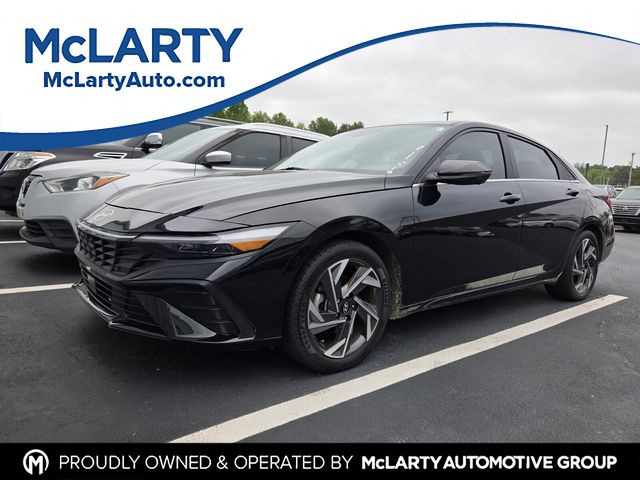 Abyss Black 2024 Hyundai Elantra Limited FWD Sedan Front-Wheel Drive Continuously Variable Transmission