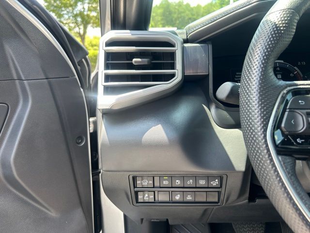 2024 Toyota Sequoia Platinum - Photo 27