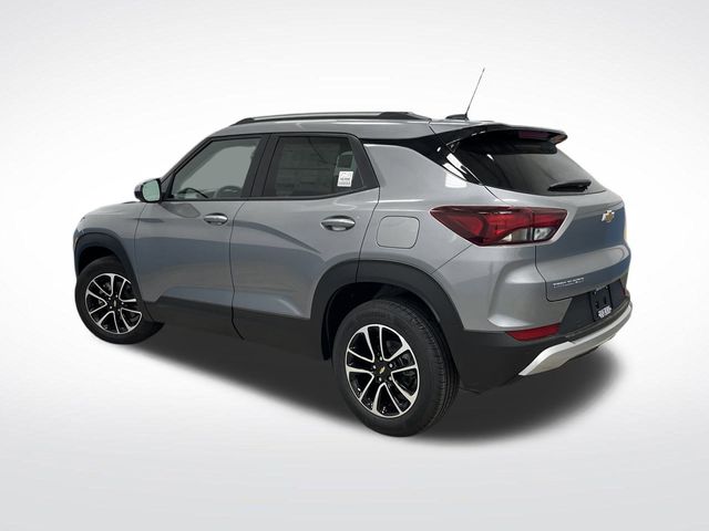 2026 Chevrolet Trailblazer LT photo 3