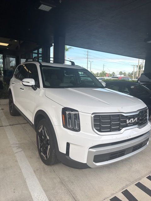 2025 Kia Telluride S FWD's photo