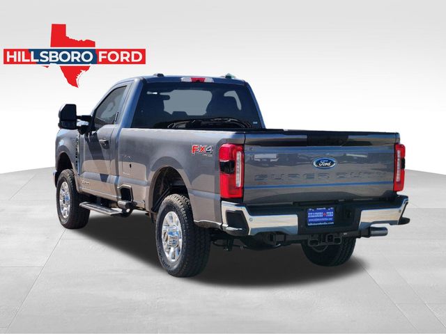 2023 Ford F-350SD XLT 3