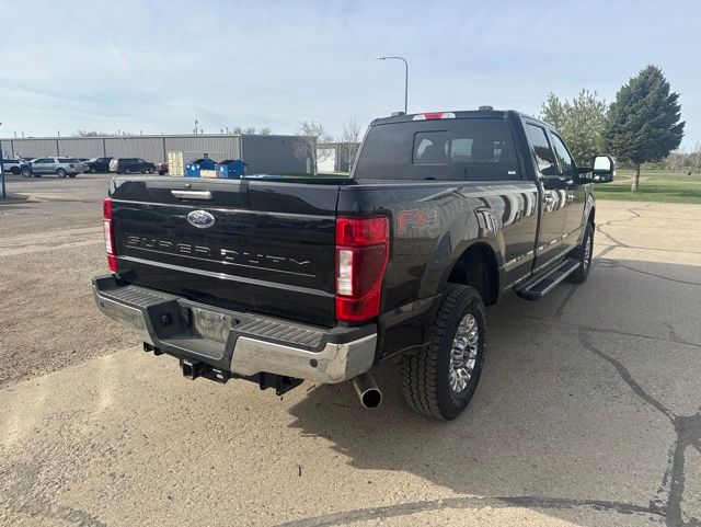 2022 Black Metallic Ford Super Duty F-250 SRW XLT 4X4 Truck
