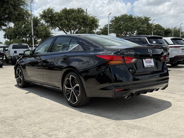 2025 Nissan Altima 2.5 SR Black at South Houston Nissan