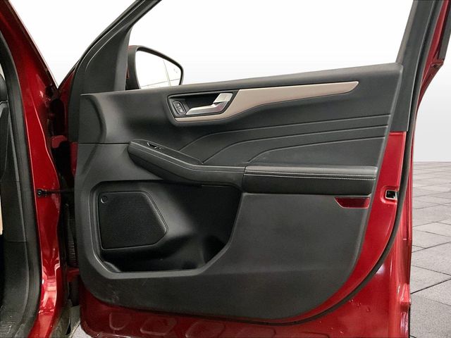 2022 Ford Escape SEL Red at Auto Express Mitsubishi