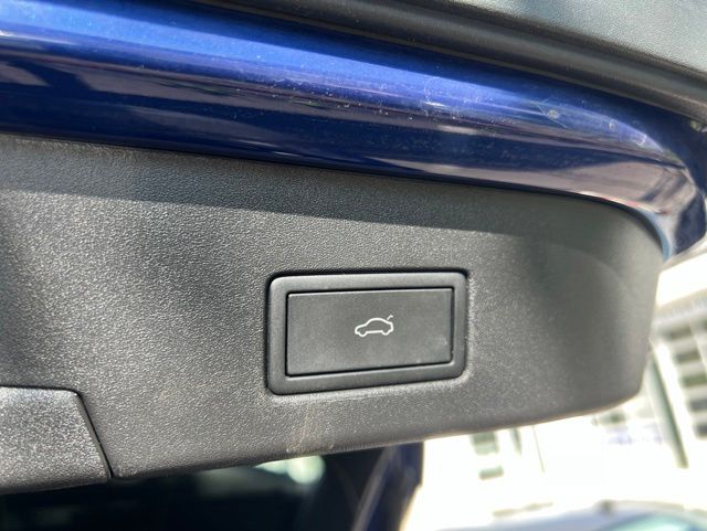 2022 Volkswagen ID.4 Pro S Blue at Sutliff Volkswagen