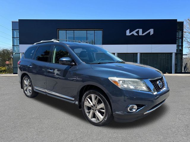 2013 Nissan Pathfinder Platinum 4WD's photo