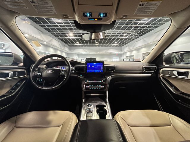 2020 Ford Explorer XLT Blue at Matthews Motors of Wilmington