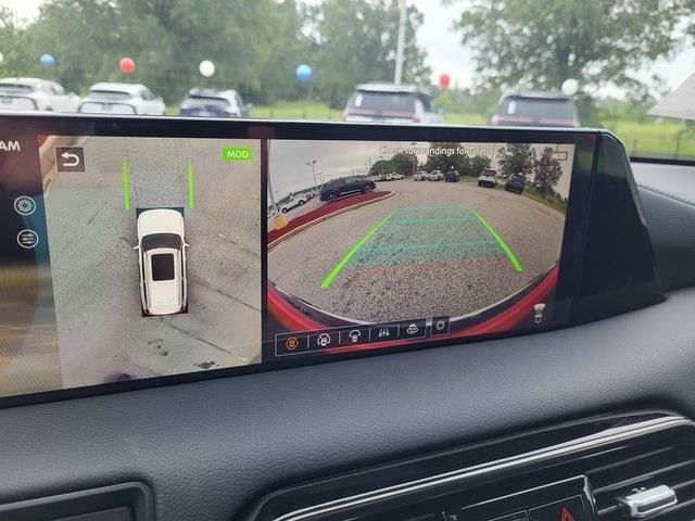 New 2025 White Nissan PRO-4X image 22