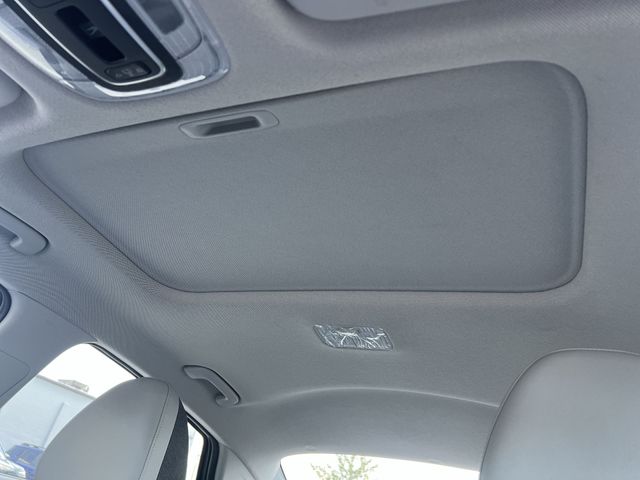 Used 2025 Gray Hyundai Limited image 18