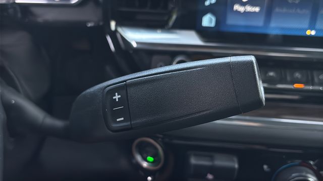 Used 2025 Black Chevrolet LT image 25