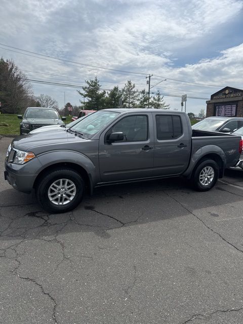 Gray (Gun Metallic) 2021 Nissan Frontier SV Crew Cab 4WD Pickup Truck Four-Wheel Drive 9-Speed Automatic