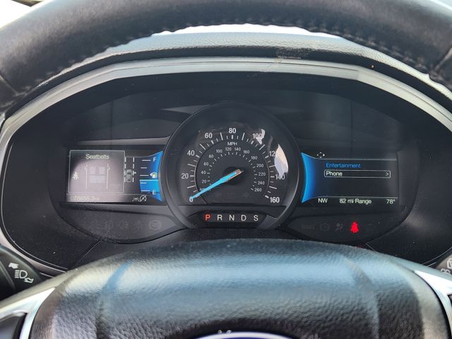 2022 Star White Metallic Tri-Coat Ford Edge SEL AWD SUV