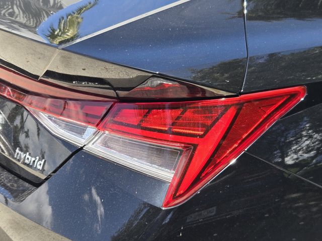 2023 Hyundai Elantra - $19,877