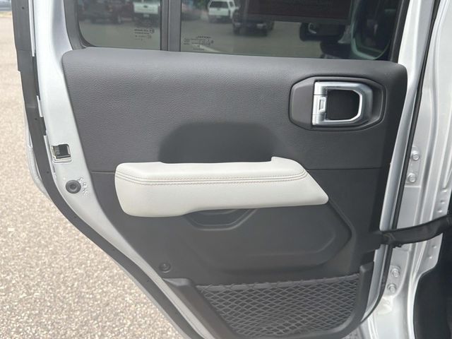 Used 2023 Jeep Wrangler SUV