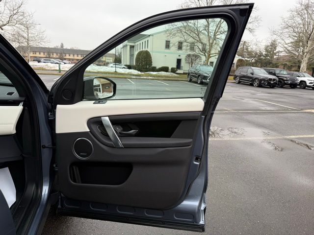 2022 Land Rover Discovery Sport