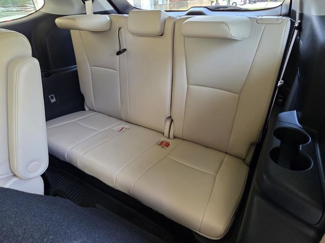 Used 2021 Toyota Highlander SUV